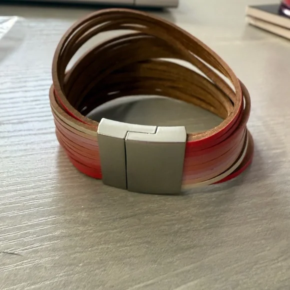 NWT/NWOT Marlyn Schiff Earrings and Bracelet Bundle - Picture 4 of 12